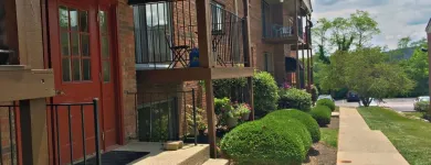 Business 2 image HERITAGE HILL ESTATES APARTMENTS Apartment Rentals in Cincinnati OH